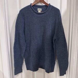 L.L. Bean Men's Blue Knit Sweater